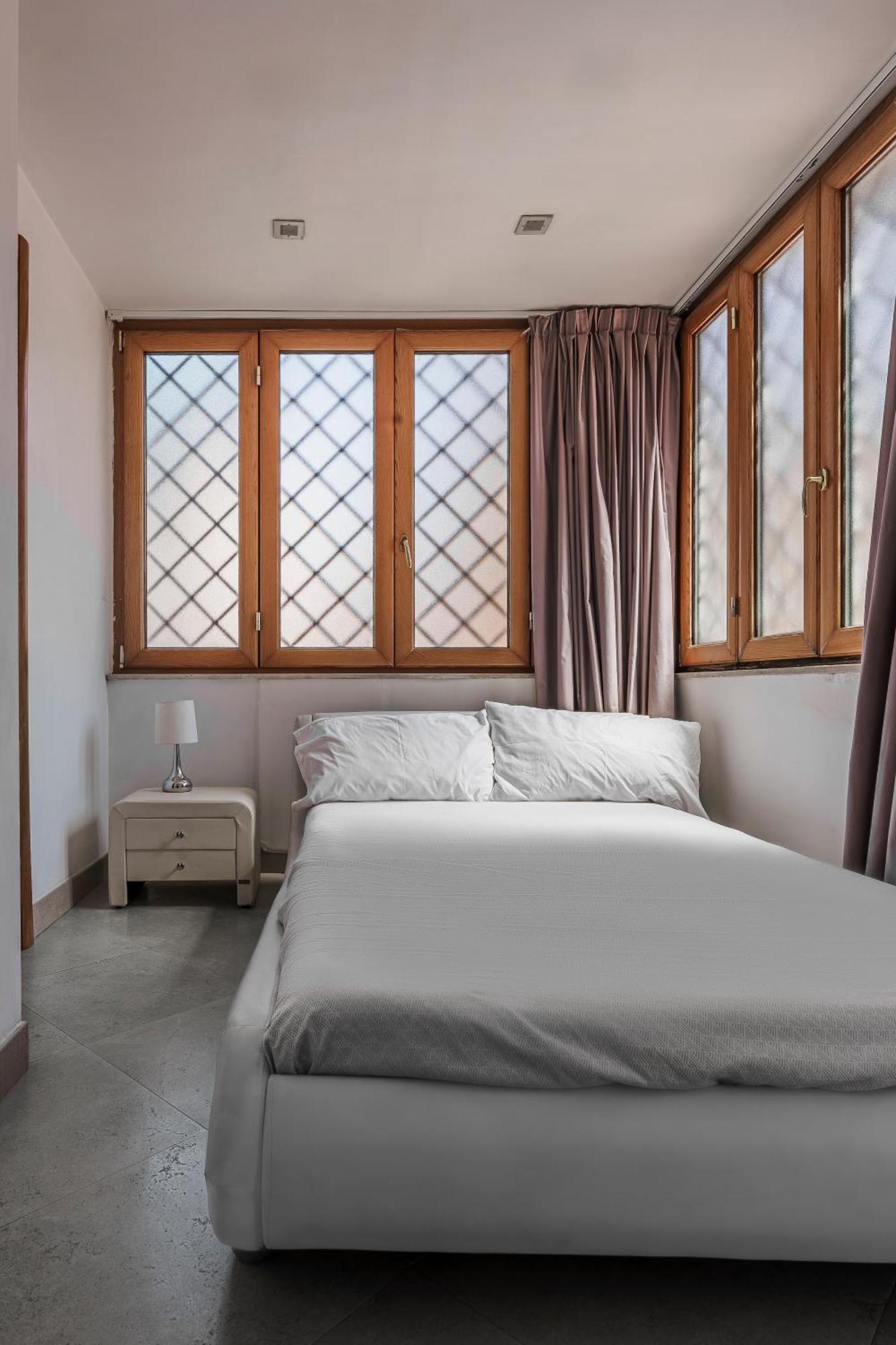 La Bella Vita Luxury Apartament And Travel Solution 나폴리 외부 사진