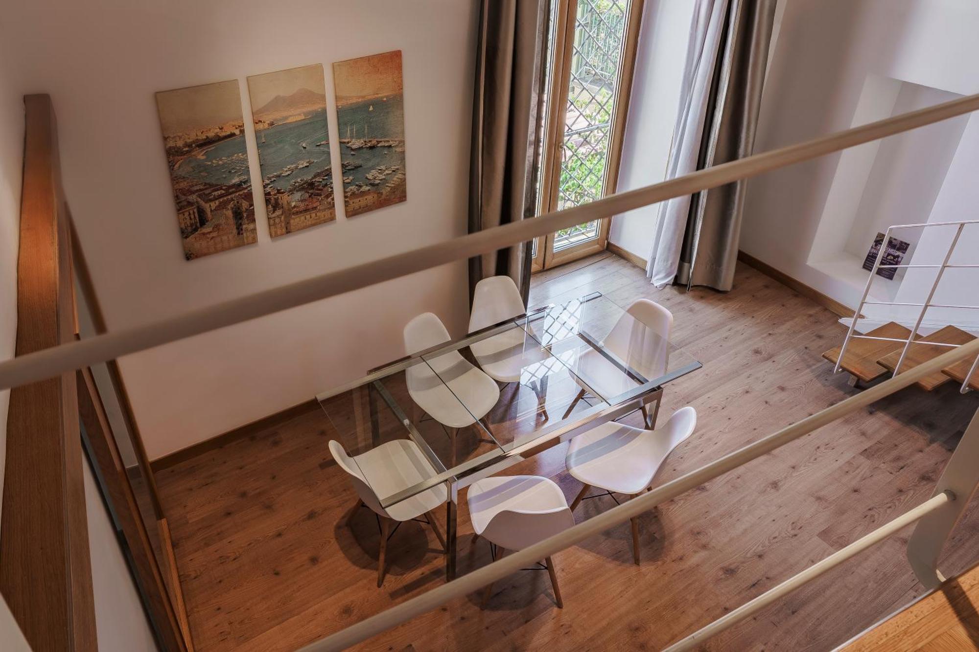 La Bella Vita Luxury Apartament And Travel Solution 나폴리 외부 사진